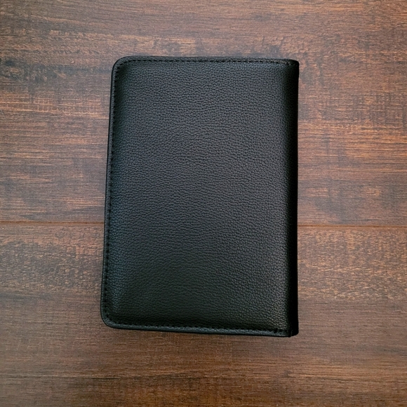 Guess Elite Passport Case Wallet - Picture 3 of 12